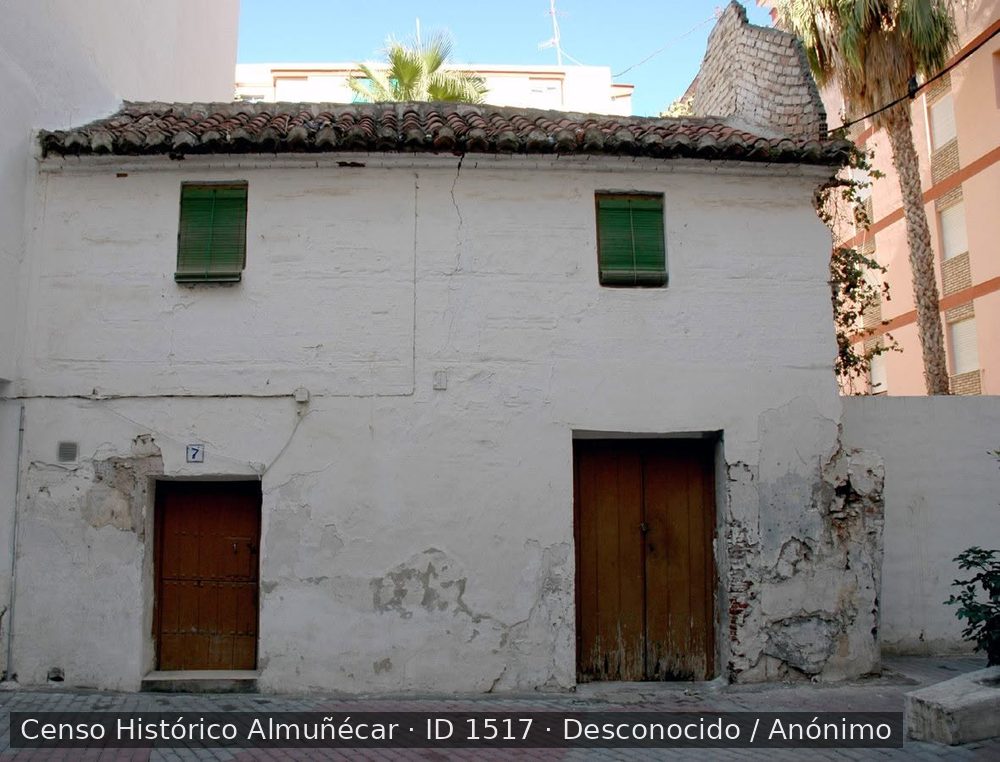 Antigua fabrica de anis.