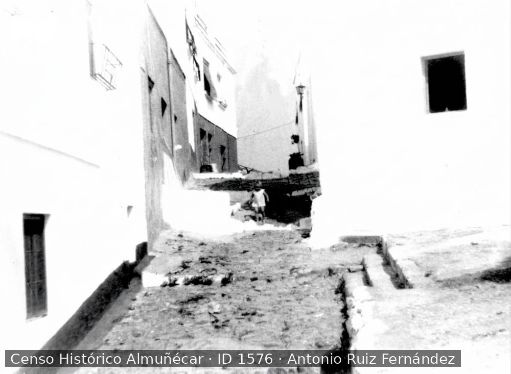 calle san joaquin / Almuñécar